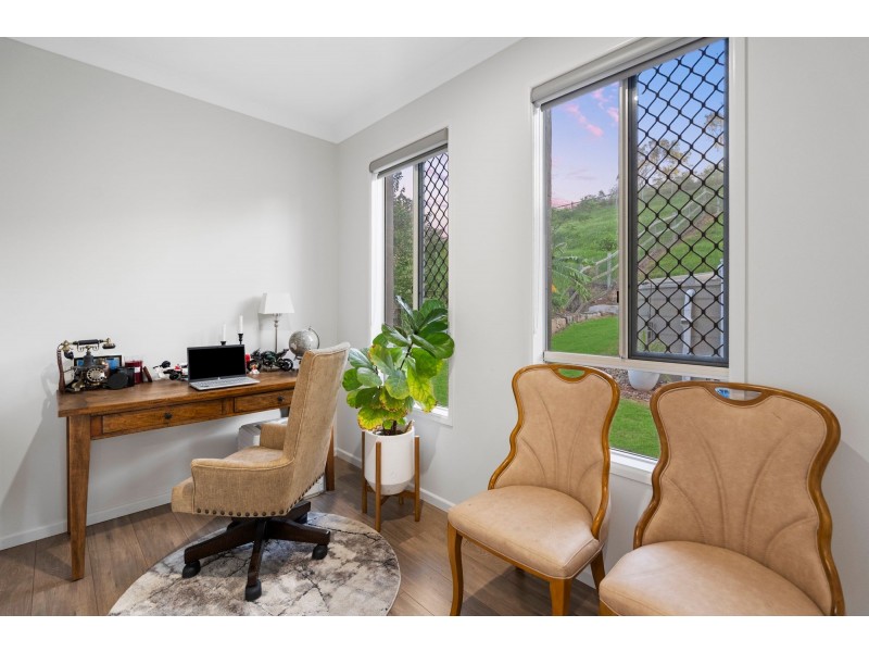 69 Montego Hills Drive, Kingsholme QLD 4208