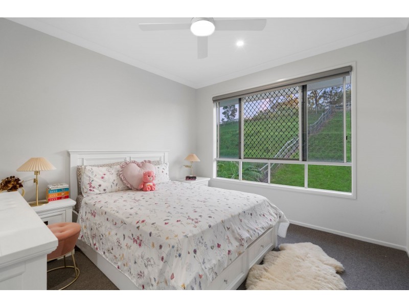 69 Montego Hills Drive, Kingsholme QLD 4208