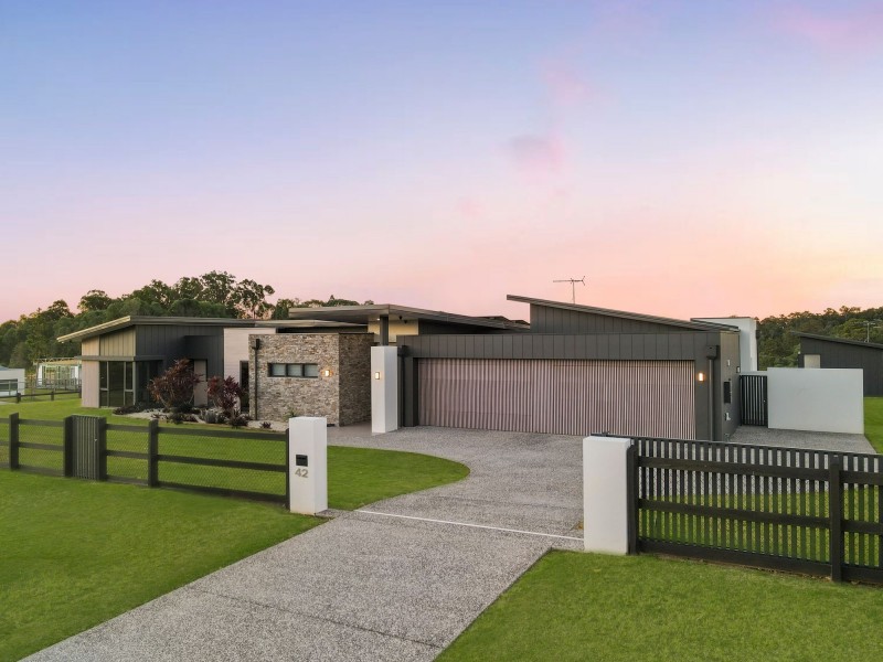 42 Montego Hills Drive, Kingsholme QLD 4208