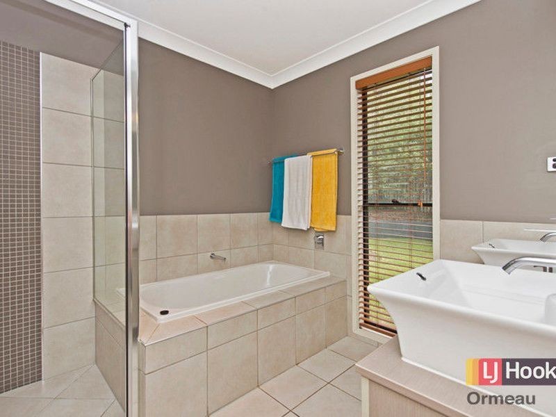 3 Peachester Close, Ormeau QLD 4208