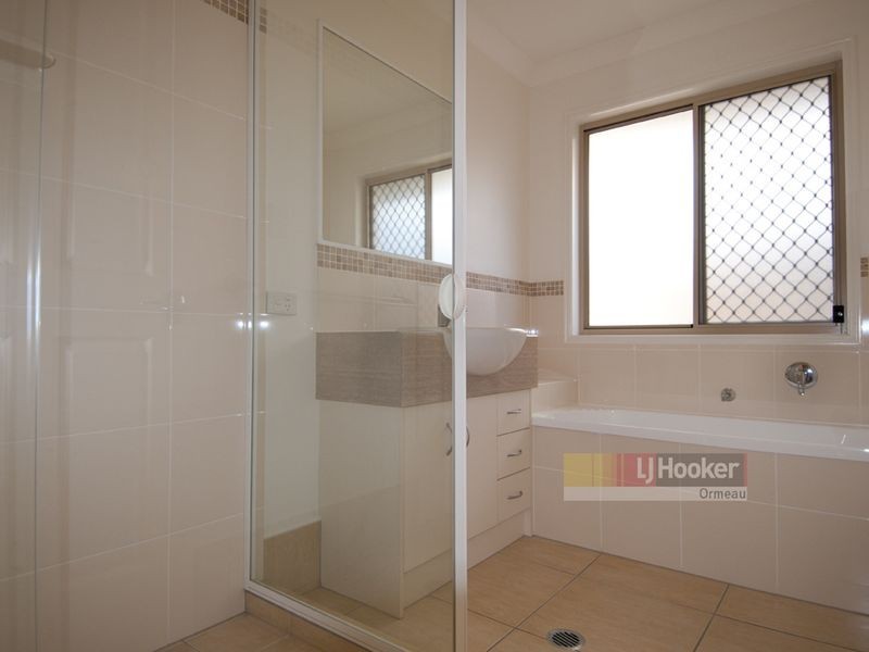 1/2 Conica Place, Ormeau QLD 4208