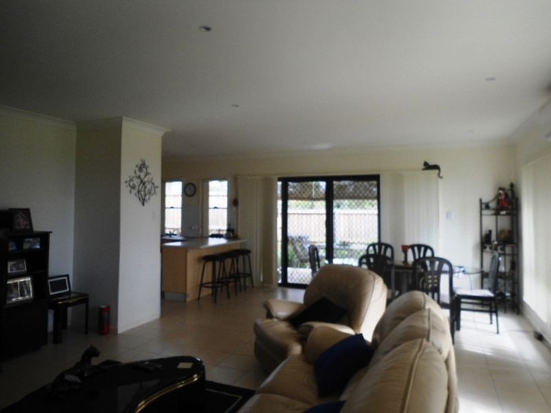 1/8 Auburn Court, Ormeau QLD 4208
