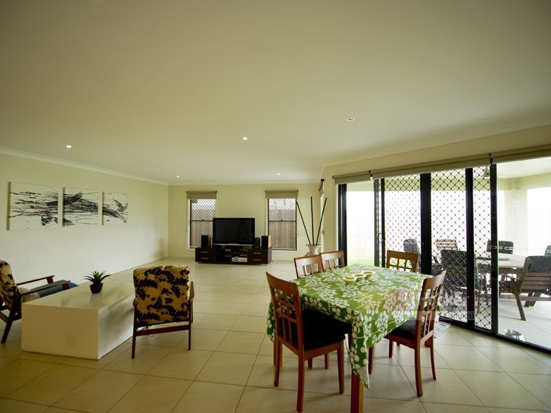 4 Rosabrook Street, Ormeau QLD 4208