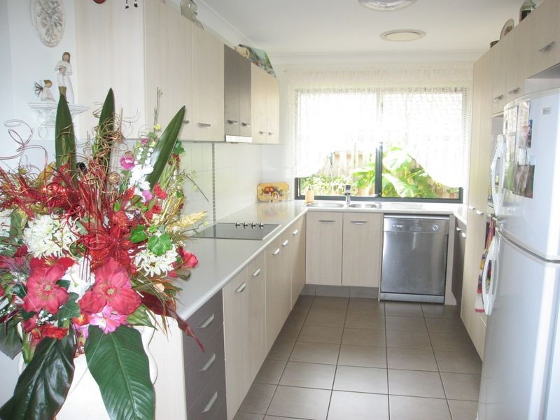 2/18 Winston Way, Pimpama QLD 4209