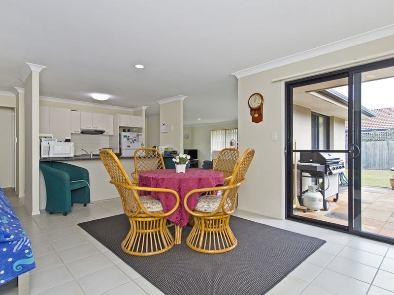 28 Gawain Drive, Ormeau QLD 4208