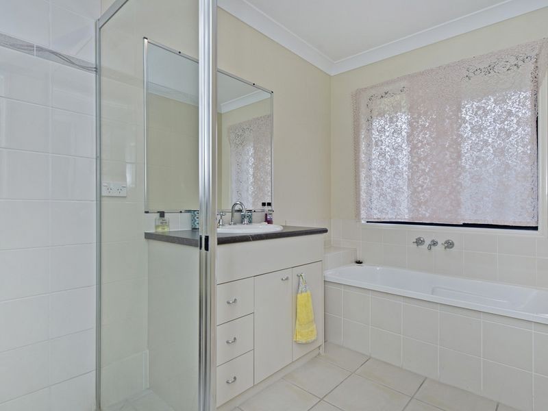 28 Gawain Drive, Ormeau QLD 4208