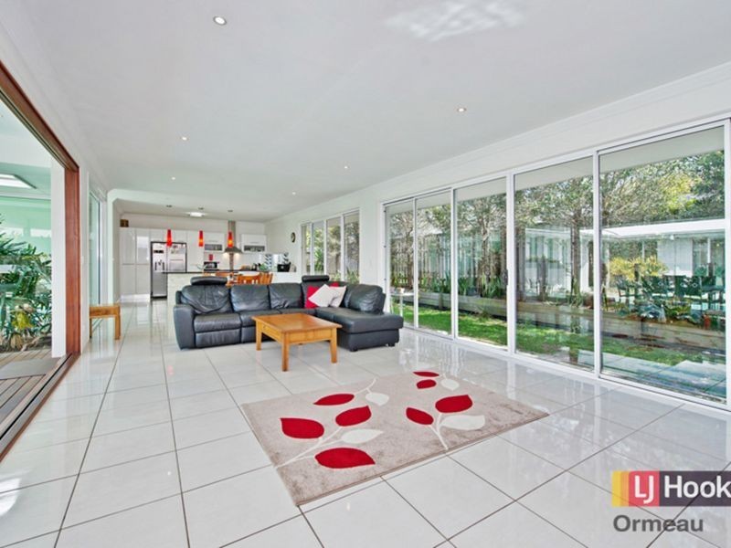 29 Lauradale Crescent, Ormeau QLD 4208