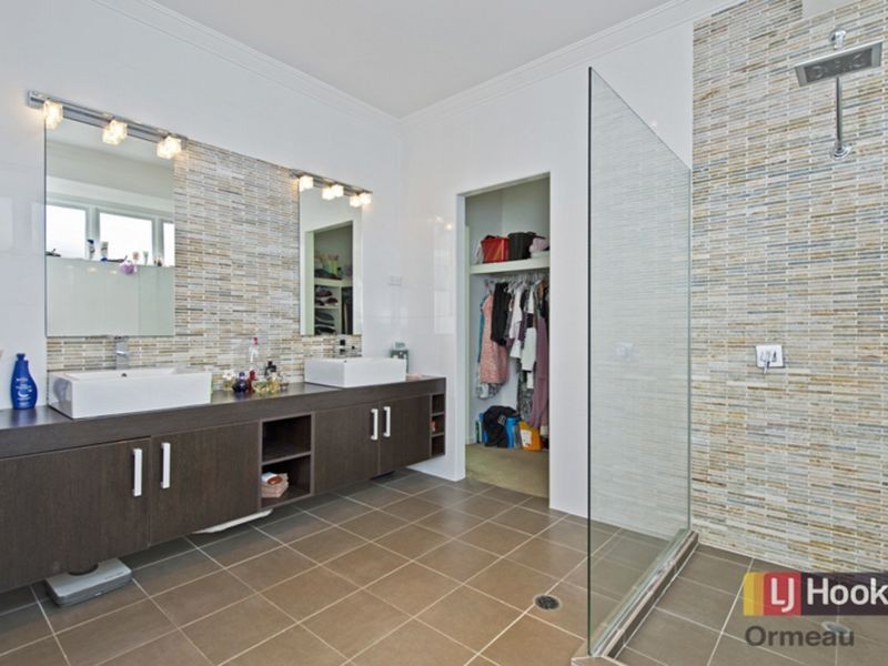 29 Lauradale Crescent, Ormeau QLD 4208