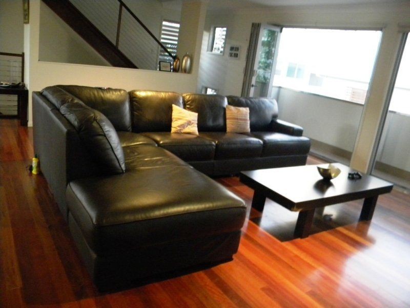2/1852 Gold Coast Highway, Burleigh Heads QLD 4220