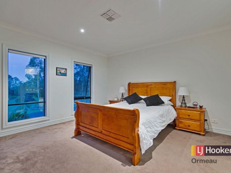 19 Pincally Crescent, Ormeau QLD 4208