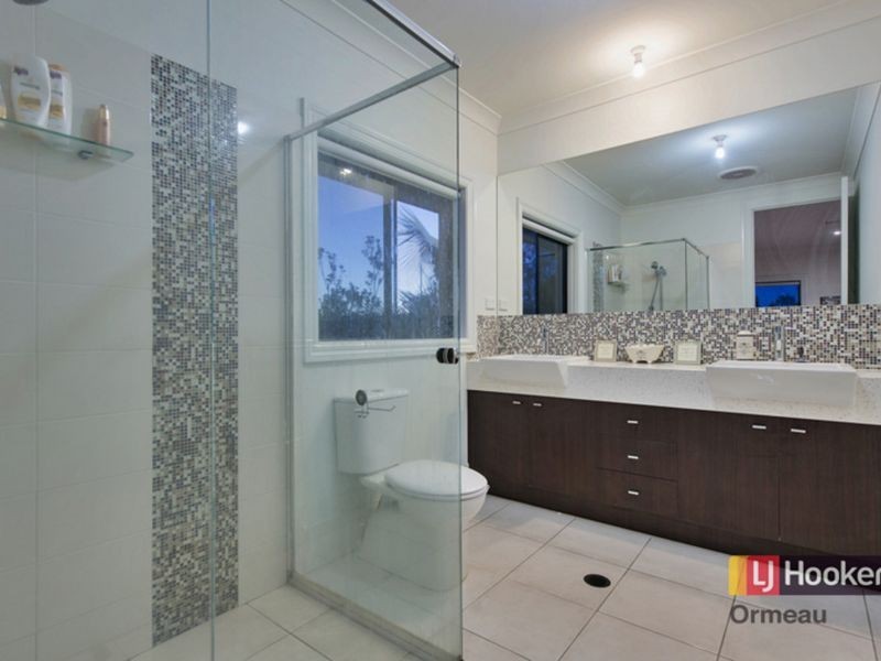 19 Pincally Crescent, Ormeau QLD 4208