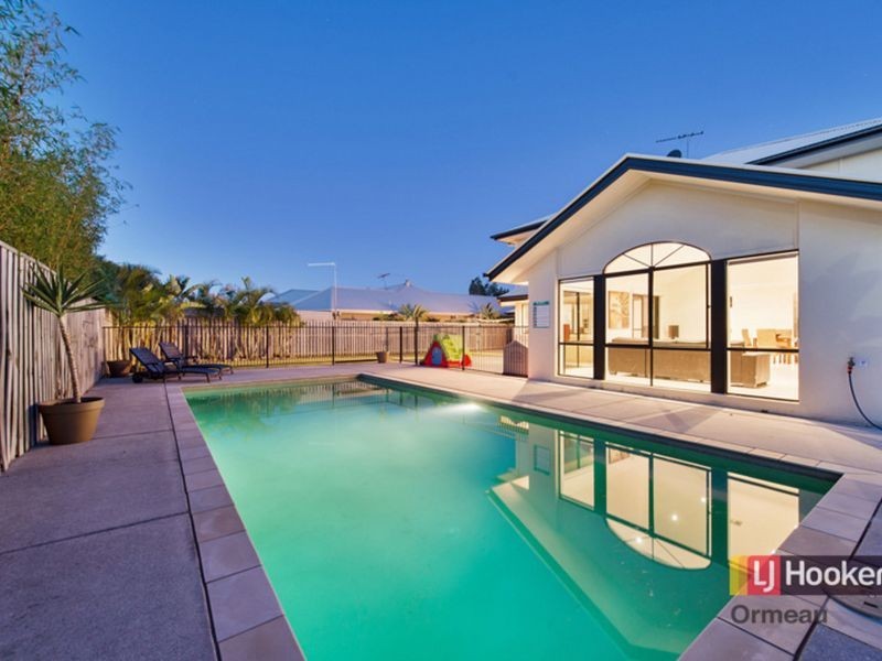 19 Pincally Crescent, Ormeau QLD 4208