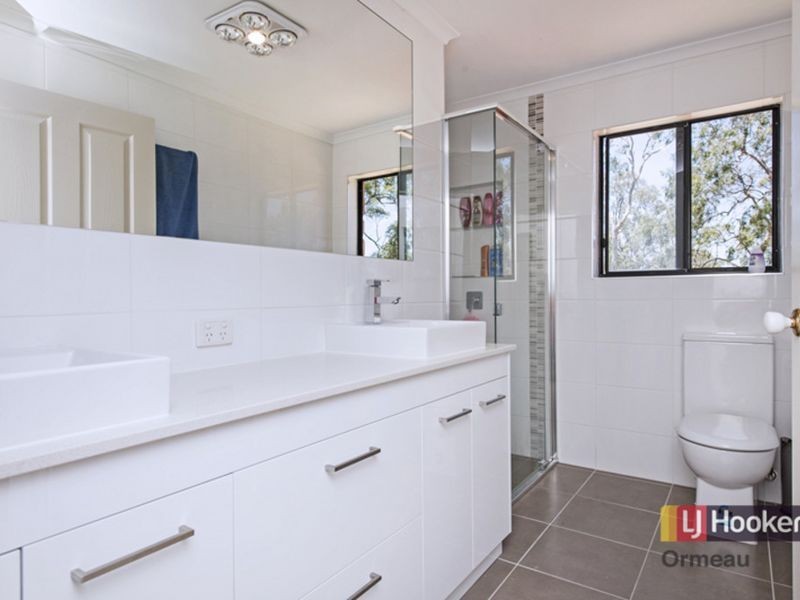 2 Nyrang Drive, Pimpama QLD 4209
