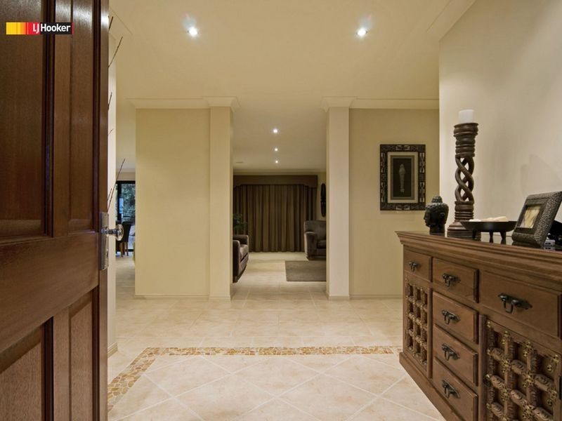 1 Watego Crescent, Ormeau Hills QLD 4208