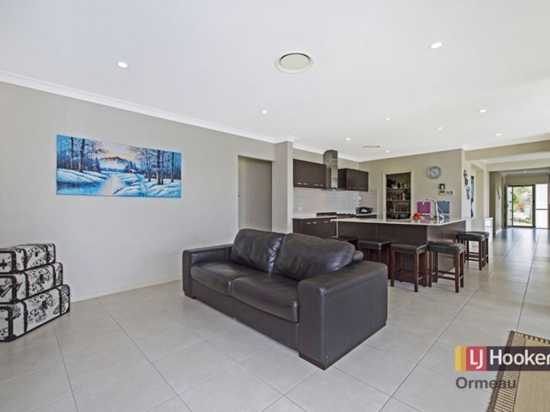 17 Olivevale Street, Ormeau QLD 4208