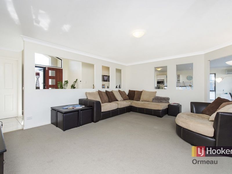 16 Sir Charles Holm Drive, Ormeau Hills QLD 4208