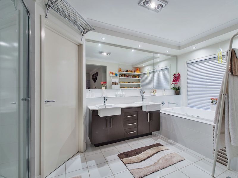 15 Olivevale Street, Ormeau QLD 4208