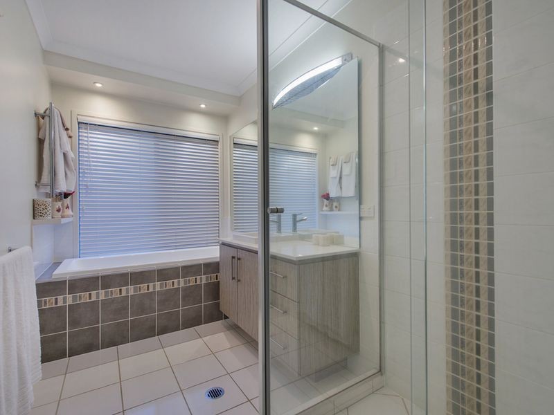 15 Olivevale Street, Ormeau QLD 4208