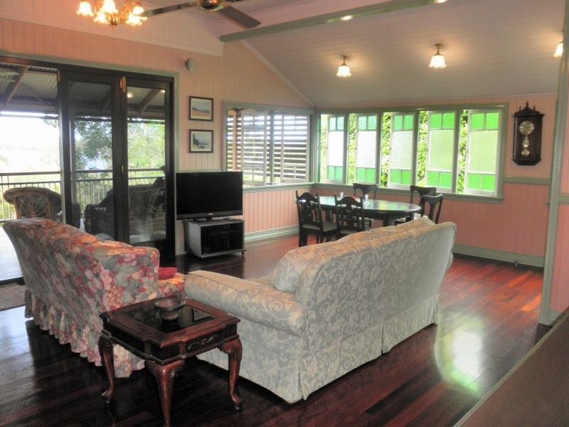 3 Marine Court, Jacobs Well QLD 4208