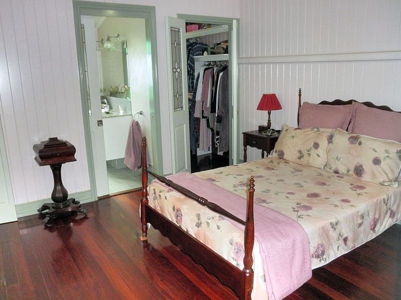 3 Marine Court, Jacobs Well QLD 4208