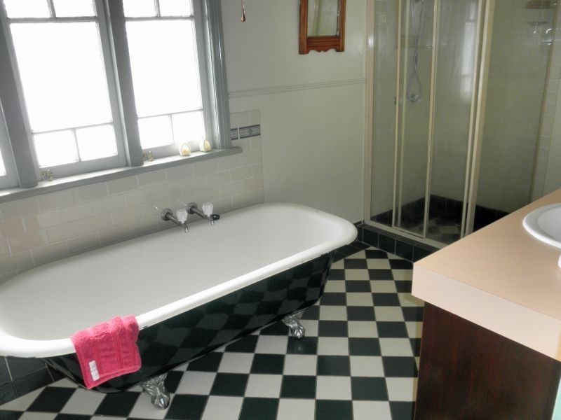 3 Marine Court, Jacobs Well QLD 4208