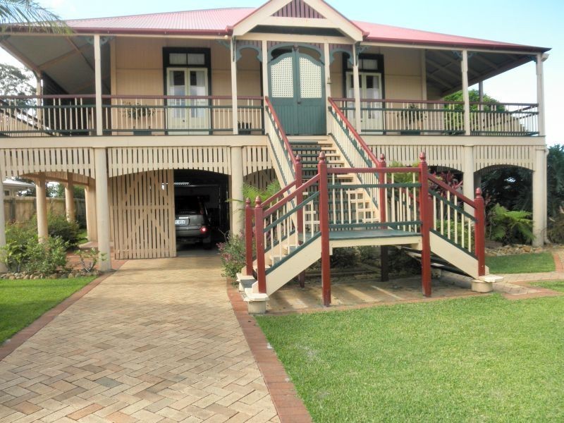 3 Marine Court, Jacobs Well QLD 4208