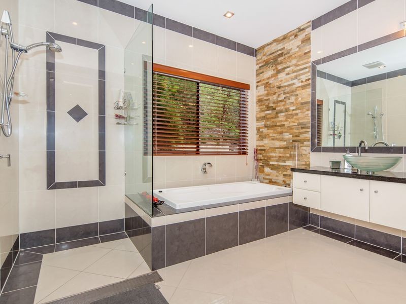 Ormeau Hills QLD 4208