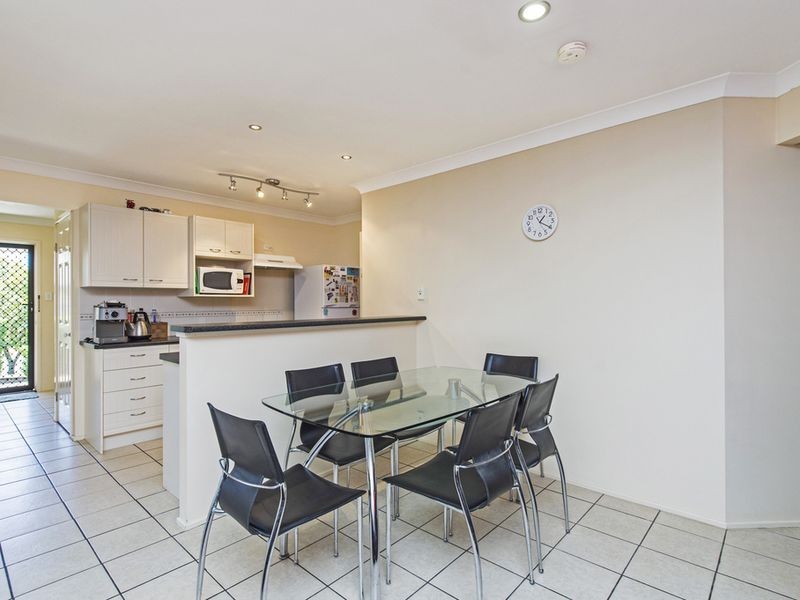 2/1 Mistletoe Court, Ormeau QLD 4208