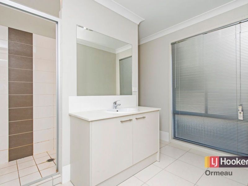 8 Achievement Drive, Ormeau QLD 4208