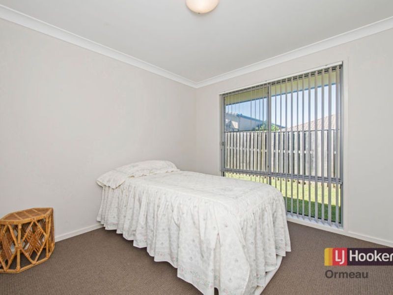 8 Achievement Drive, Ormeau QLD 4208