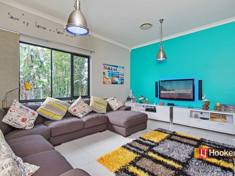 7 Peachester Close, Ormeau QLD 4208