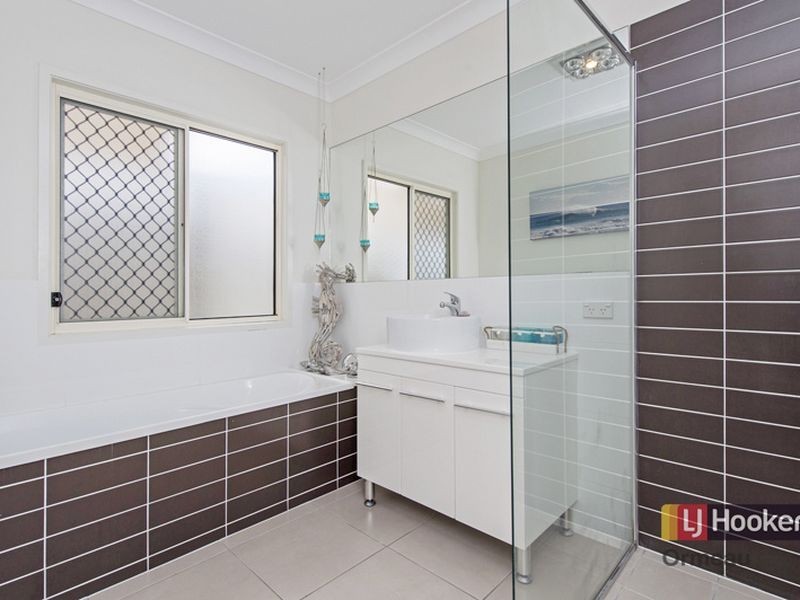 99 Ormeau Ridge Road, Ormeau Hills QLD 4208