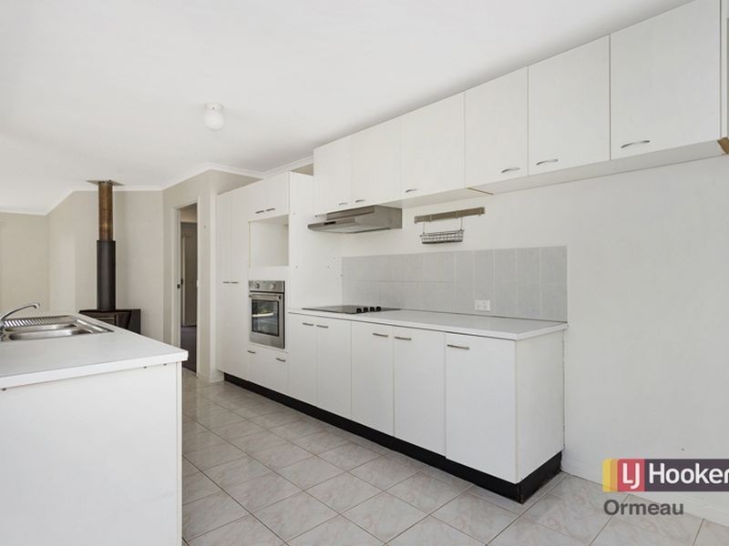 8 Hoopla Hannah Court, Yatala QLD 4207