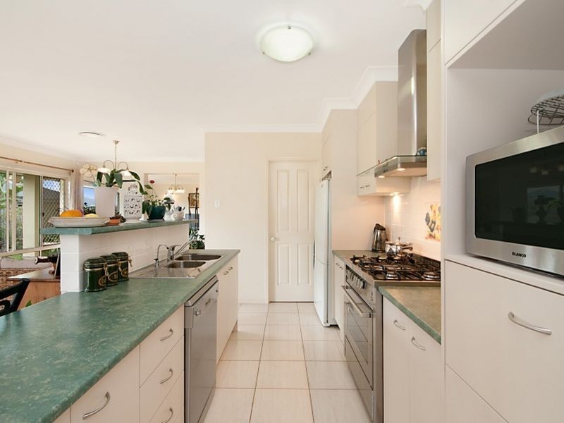 8 Lynbrook Avenue, Ormeau QLD 4208