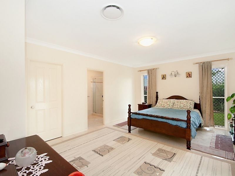 8 Lynbrook Avenue, Ormeau QLD 4208