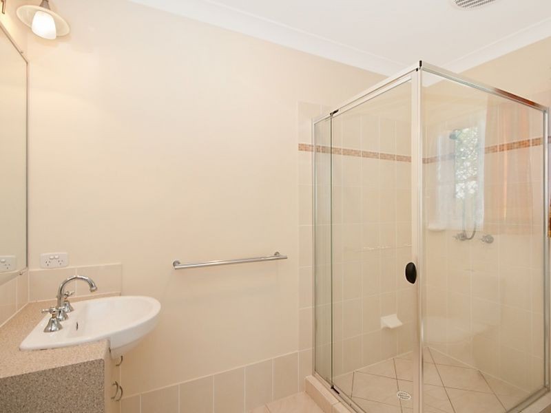 8 Lynbrook Avenue, Ormeau QLD 4208