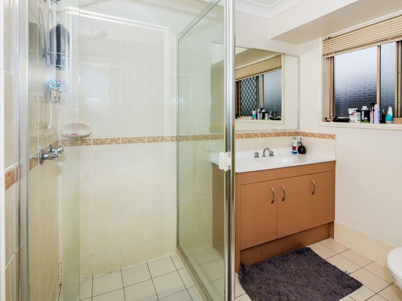 27 Penneshaw Crescent, Ormeau QLD 4208