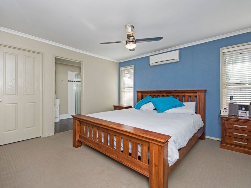 18 Strathburn Crescent, Ormeau QLD 4208