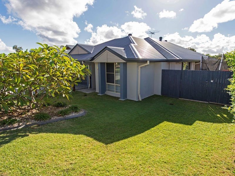 18 Strathburn Crescent, Ormeau QLD 4208