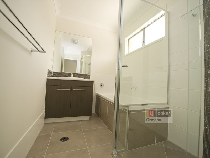 26 River Run Circuit, Ormeau Hills QLD 4208