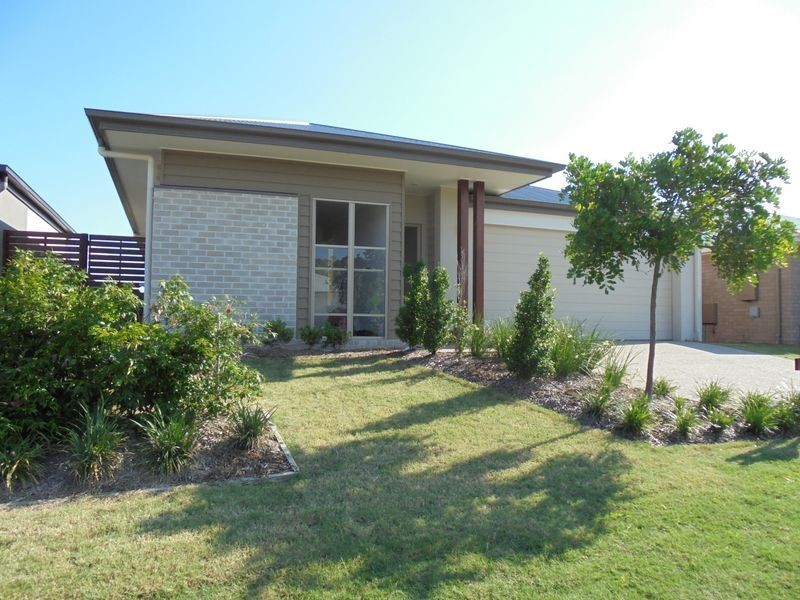 77 Brookside Circuit, Ormeau QLD 4208