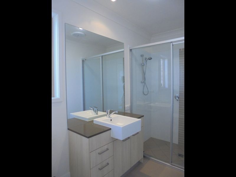 77 Brookside Circuit, Ormeau QLD 4208