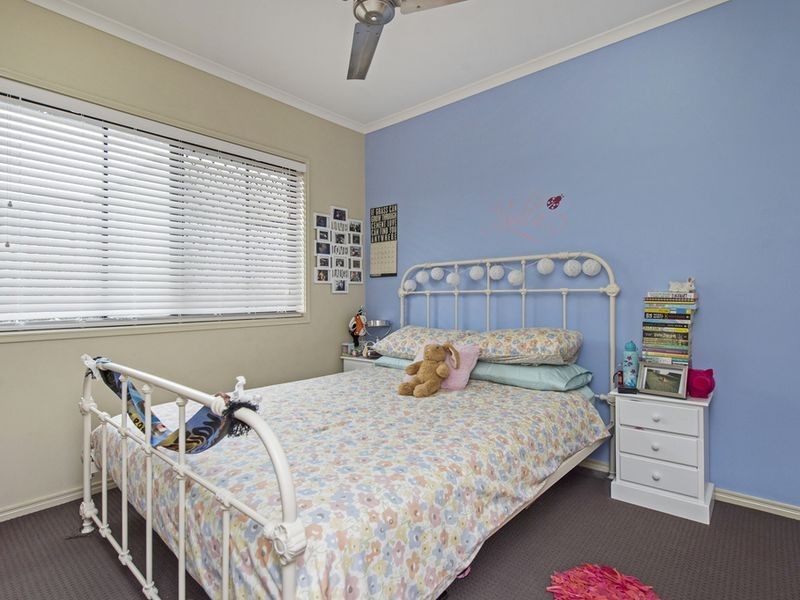 10 Penneshaw Crescent, Ormeau QLD 4208