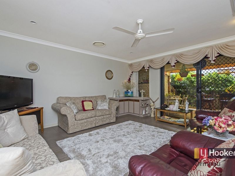 18 Winston Way, Pimpama QLD 4209