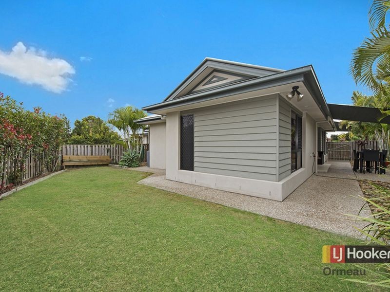 1/8 Strathburn Crescent, Ormeau QLD 4208