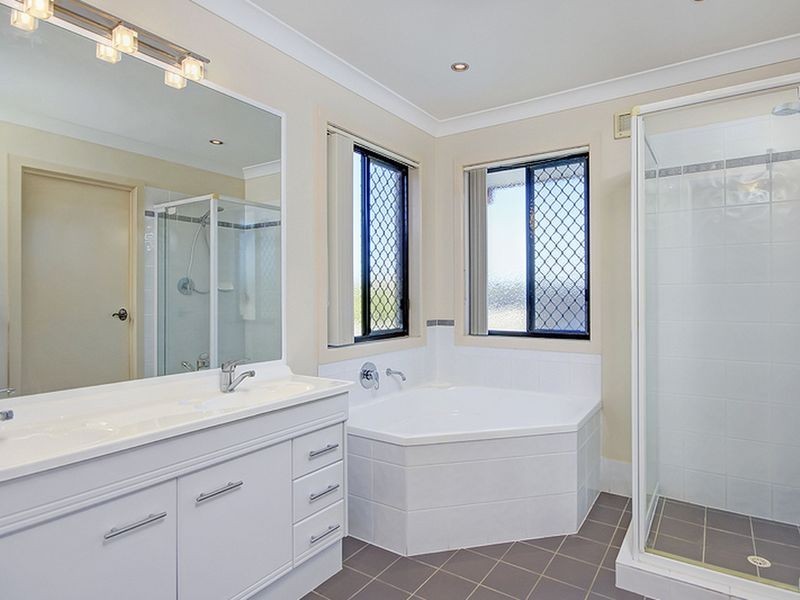 46 Bedivere Drive, Ormeau QLD 4208