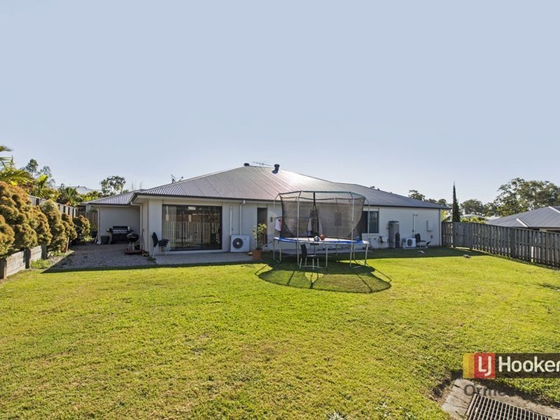 30 Cedarton Crescent, Ormeau QLD 4208