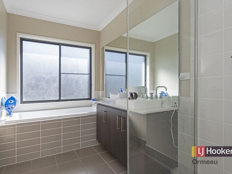 30 Cedarton Crescent, Ormeau QLD 4208