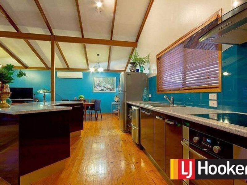 41 Warana Avenue, Steiglitz QLD 4207