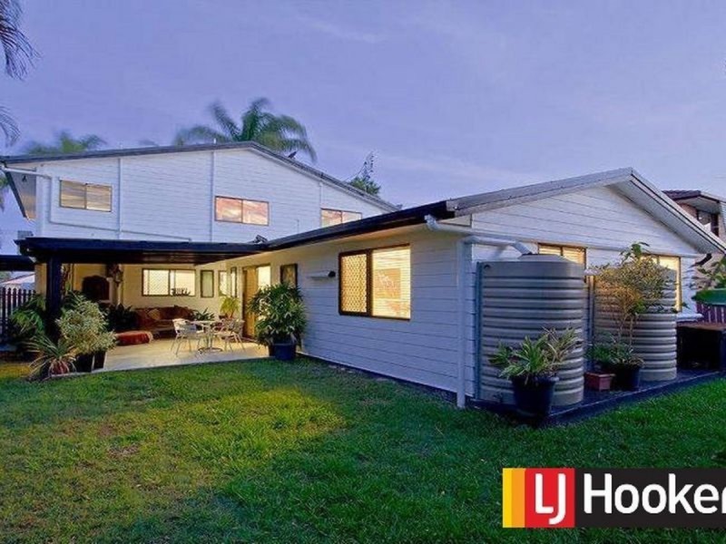 41 Warana Avenue, Steiglitz QLD 4207